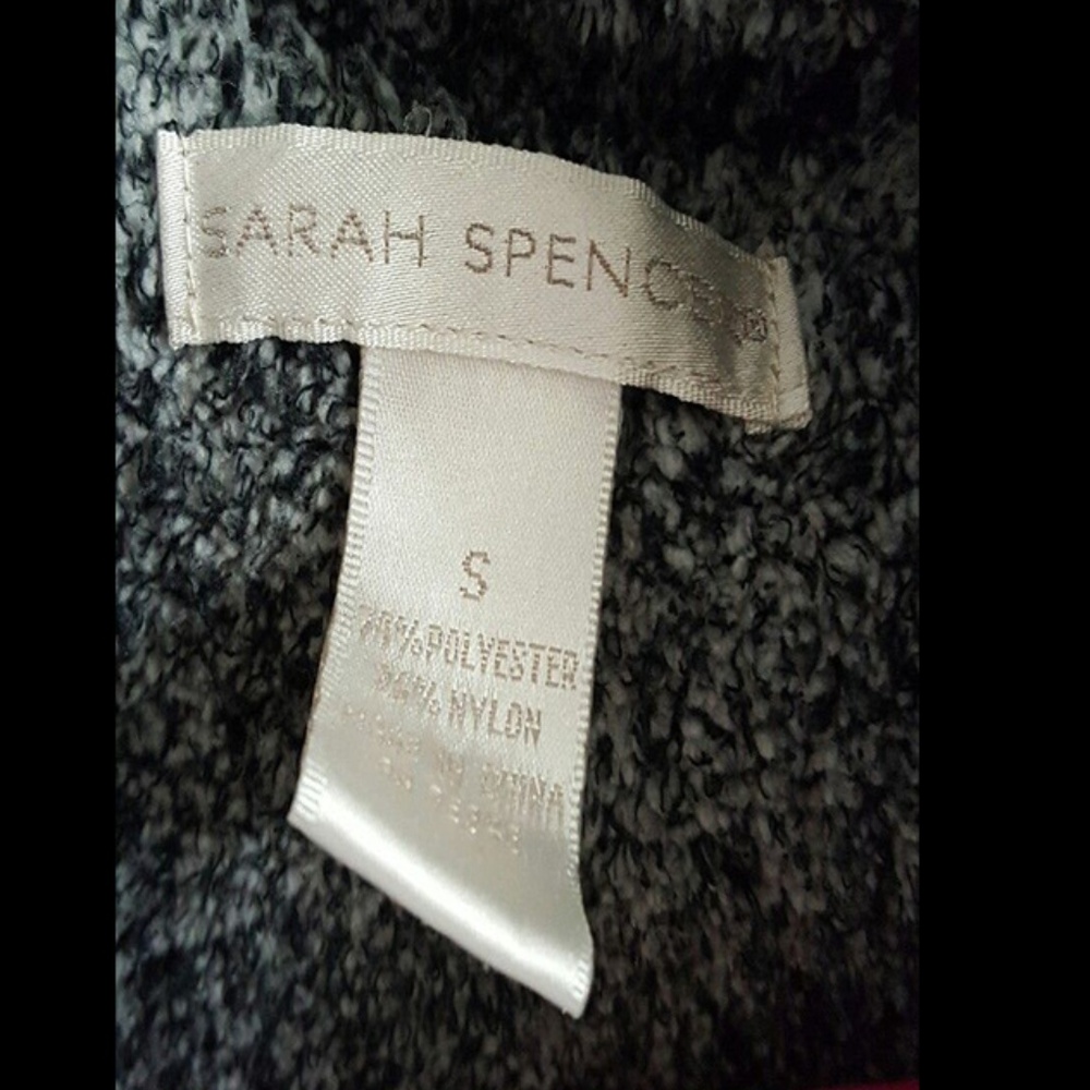 Sarah Spencer sweater - Picture 2 of 2
